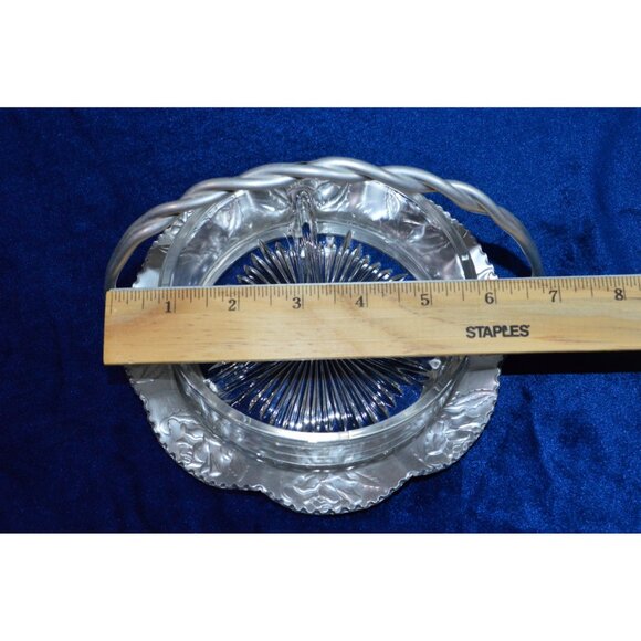 Vintage Aluminum Condiment Server With Divded Clear Glass Insert Leaves Dining - Picture 6 of 8